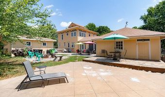 703 Jersey St, Baldwin City, KS 66006