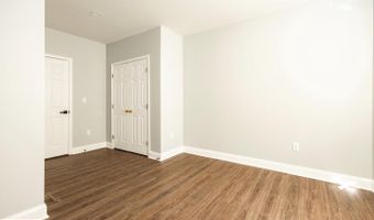 820 N MONROE St, Baltimore, MD 21217