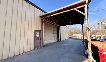 10 Denlar Dr, Chester, CT 06412
