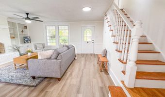 176 N Main, Amherst, VA 24521