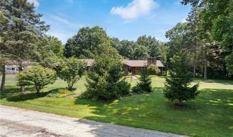 12980 Robinwood St NE, Alliance, OH 44601