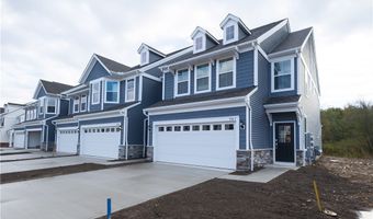 950-5 Memory Ln, Aurora, OH 44202