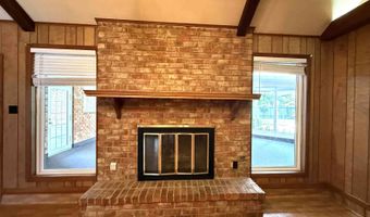 203 Tanglewood Dr, Alexandria, LA 71303