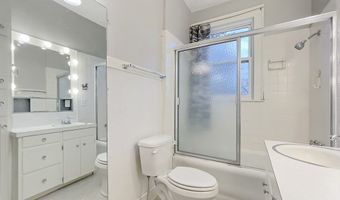 107 GREENVILLE St, Abbeville, SC 29620