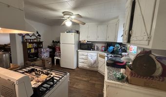 141 W College St, Aurora, MO 65605