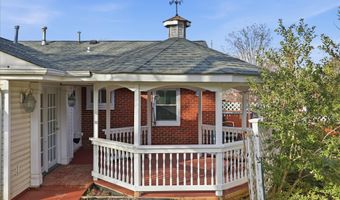 6205 EVERGLADES Dr, Alexandria, VA 22312