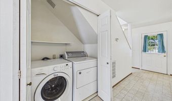 2168 Tina Ct, Arcata, CA 95521