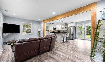 3801 Sofley Rd, Charlotte, NC 28206