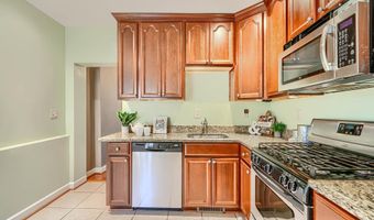 14 E HAMBURG St E, Baltimore, MD 21230