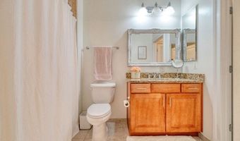 1023 N ROYAL St 204, Alexandria, VA 22314
