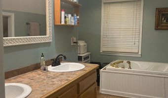 18335 Westwood Dr, Abingdon, VA 24211