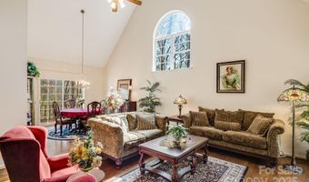 456 Mills Gap Rd, Arden, NC 28704