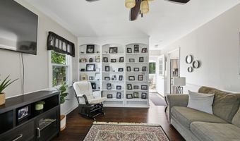 8 Winthrop Rd, Bethel, CT 06801