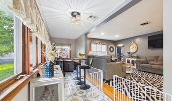 26 Pershing Ave, Acushnet, MA 02743