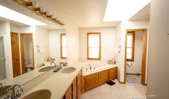 7255 Angel Ridge Rd, Athens, OH 45701