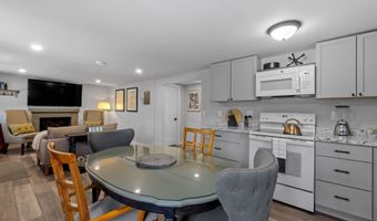 31 Water St #4, Bradford, NH 03221