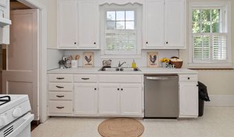 605 Avenue E, West Point, GA 31833