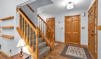 11142 Crego Rd, Akron, NY 14001
