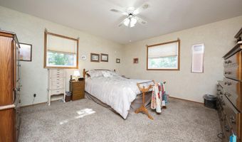 1601 E Sylvan Cir, Brandon, SD 57005