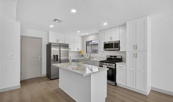2216 Marlboro Dr, Henderson, NV 89014