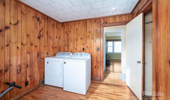 43 Henline Ln, Bakersville, NC 28705
