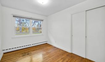 35 Burnham Rd, Avon, CT 06001