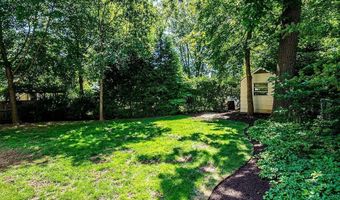 21 KENTBURY Way, Bethesda, MD 20814
