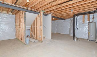 533 S 10th St, Berthoud, CO 80513