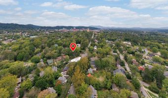 11 Cullowhee St, Asheville, NC 28801