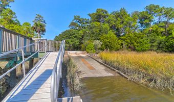 1422 Dupree Creek Dr, Awendaw, SC 29429