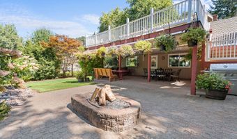 7225 SW JUNIPER Ter, Beaverton, OR 97008