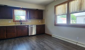 706 High St, Berne, IN 46711