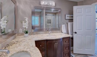 84 Bakewell Ct, Cranston, RI 02921