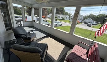 154 Cook St, Auburn, ME 04210