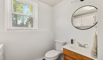 1264 Columbus Cir N, Ashland, OH 44805