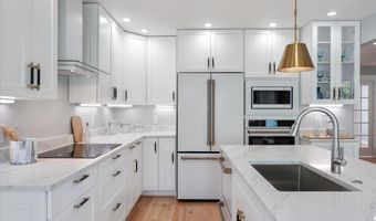 4122 FERRY LANDING Rd, Alexandria, VA 22309