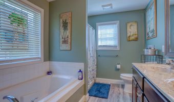 122 LULU Ln, Dover, DE 19901