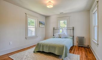 820 NW Dunlewy St NW, Asbury Park, NJ 07712