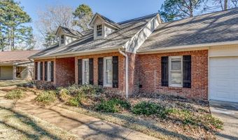560 Dixton Dr, Brandon, MS 39047