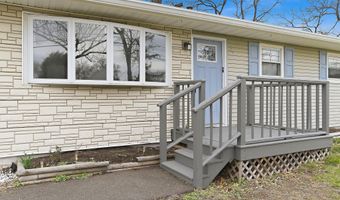 39 Harborage Ave, Bayville, NJ 08721