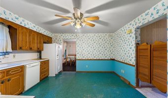 270 Benton St, Austintown, OH 44515