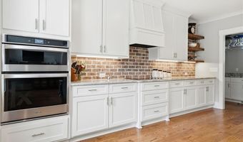 180 Laurel Ridge Ln, Ball Ground, GA 30107
