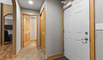4013 E BENVALLEY Dr, Appleton, WI 54913