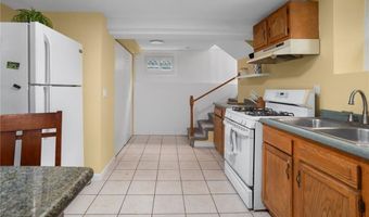 84 Ash Ave, Cranston, RI 02910