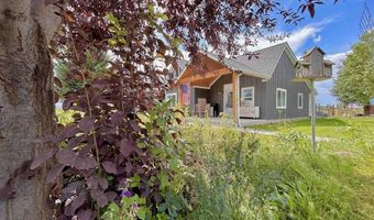 322 3rd St, Burlington, WY 82411