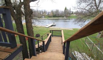 388 Longview Rd, Bottineau, ND 58318