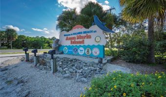 2917 AVENUE C, Holmes Beach, FL 34217