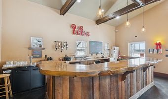 8370 Lakeview Rd, Alanson, MI 49706