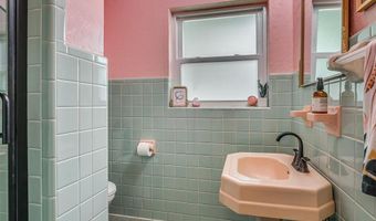 4004 N Thompkins Ave, Bethany, OK 73008