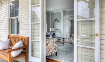 204 Spring St, Newport, RI 02840